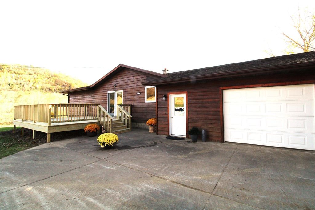 Photo of N21487 Glodowski Road, Arcadia, WI 54612 (MLS # 7009604)