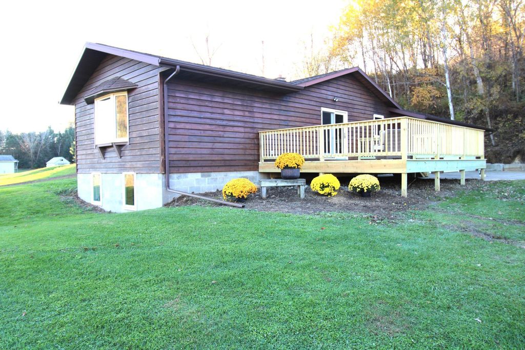 Photo of N21487 Glodowski Road, Arcadia, WI 54612 (MLS # 7009604)