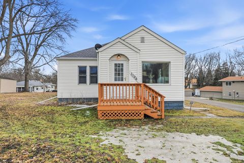 Photo of 1106 Black Oak Avenue, Montevideo, MN 56265 (MLS # 7023271)