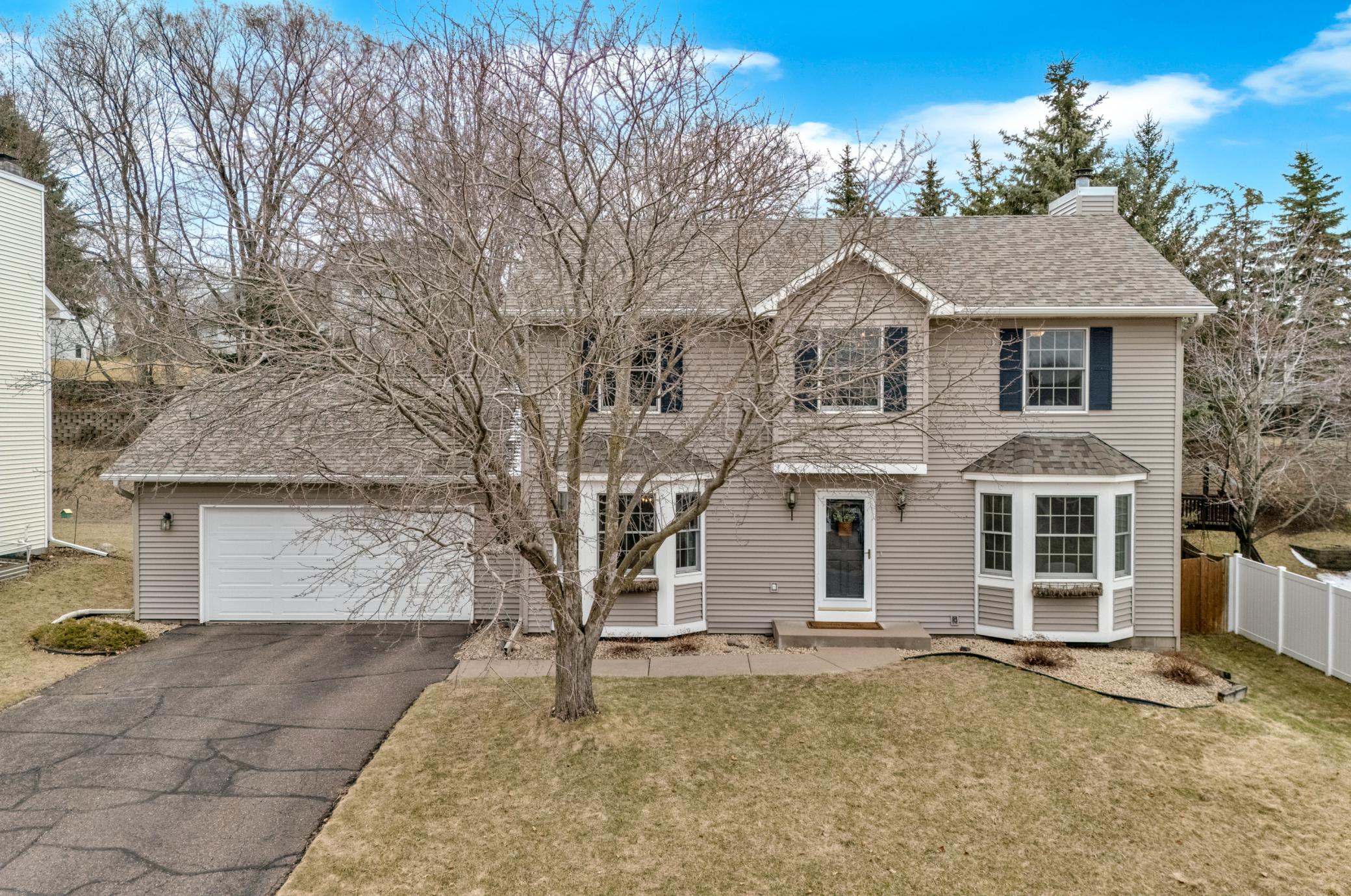 3587 Tara Lane