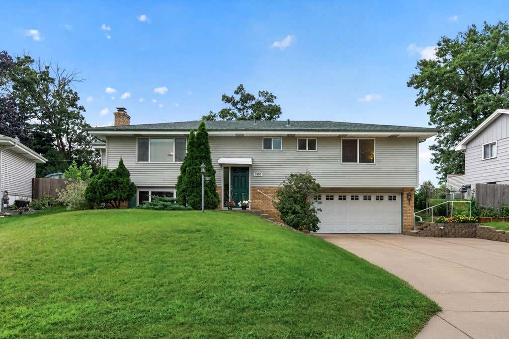 Photo of 1630 Fairway Drive NE, Columbia Heights, MN 55421 (MLS # 7128325)
