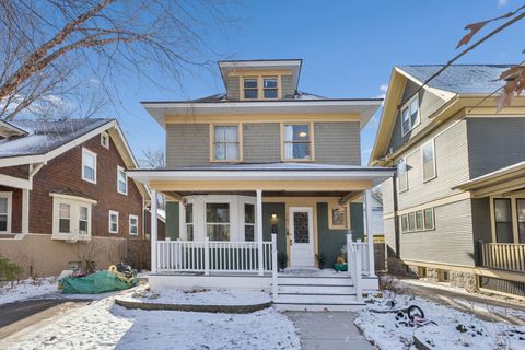 1676 Hague Avenue Saint Paul MN 55104