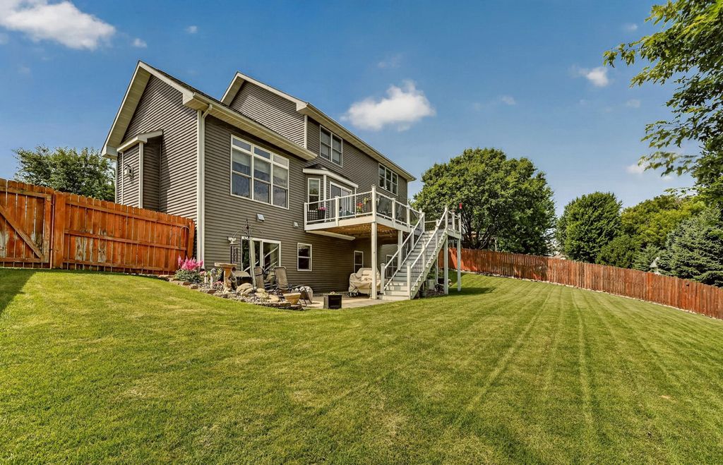 Photo of 2721 Boulder Ridge Drive NW, Rochester, MN 55901 (MLS # 7109927)