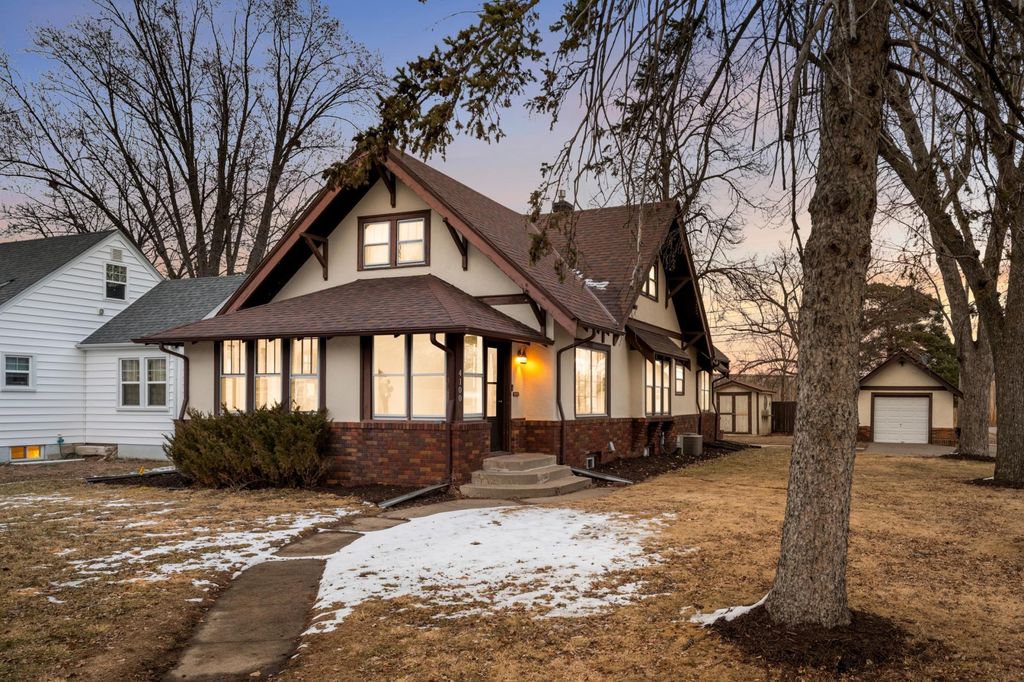 Photo of 4100 Vera Cruz Avenue N, Robbinsdale, MN 55422 (MLS # 7035112)