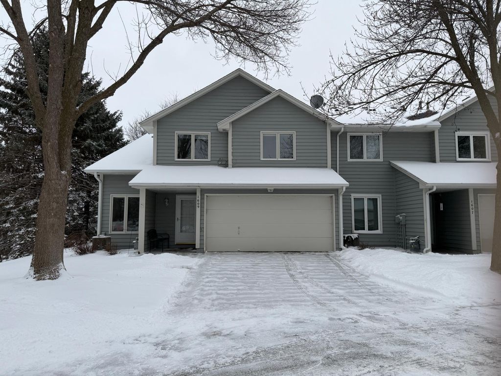 Photo of 1609 Geske Road, Chaska, MN 55318 (MLS # 6821350)