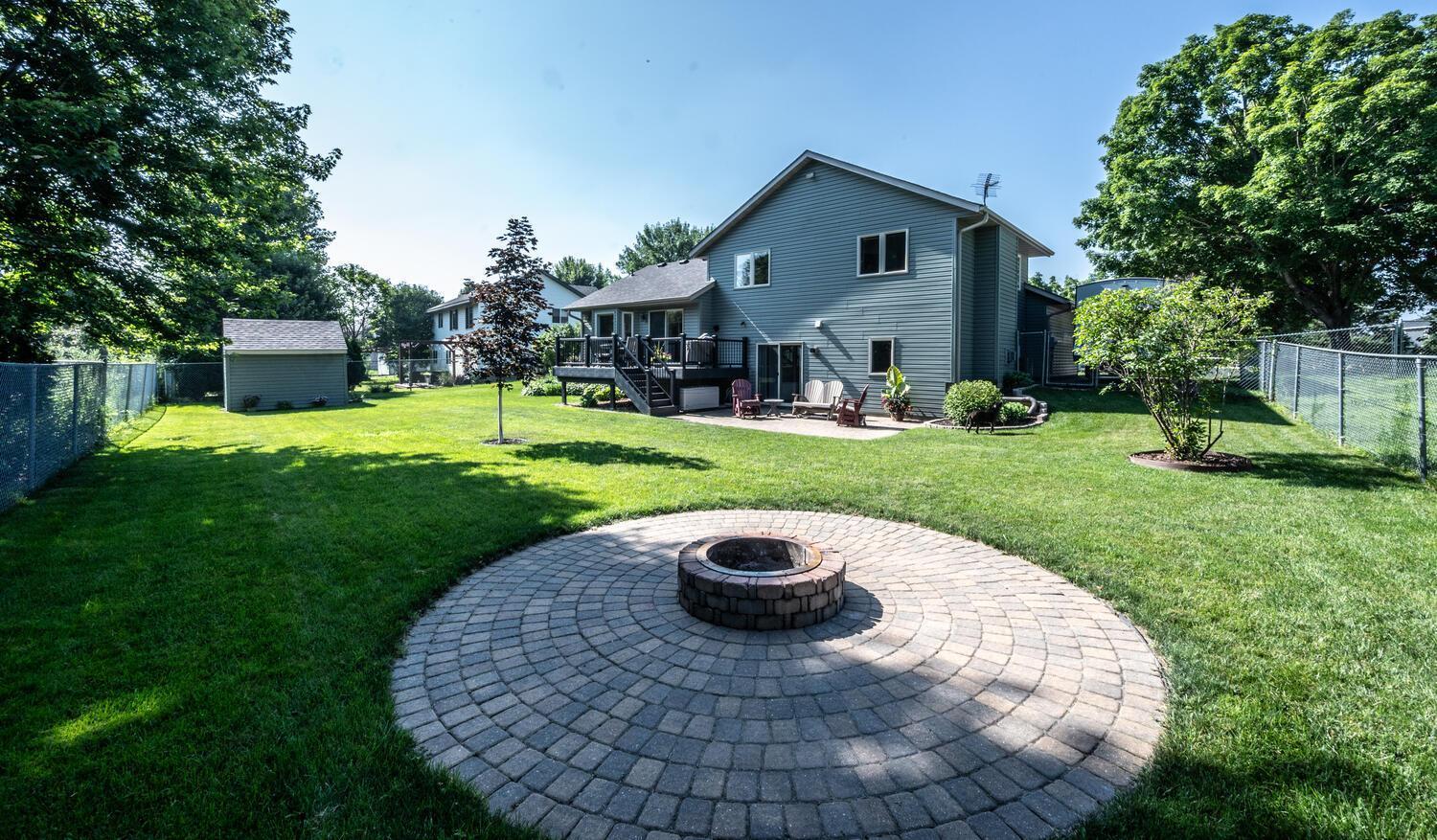 5991 193rd Street W