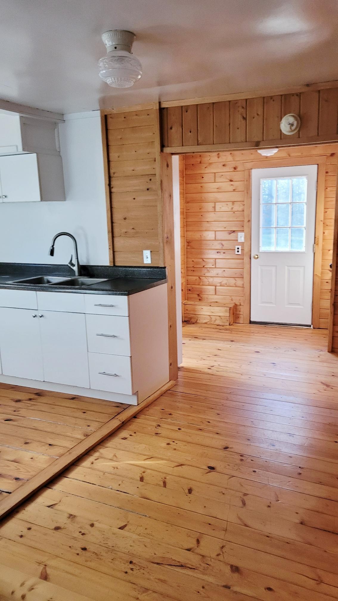 1041 Brook Park Trail SW