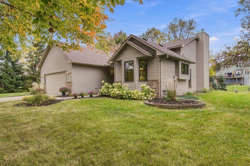 Photo of 602 Todd Avenue, Eagan, MN 55123 (MLS # 7132330)