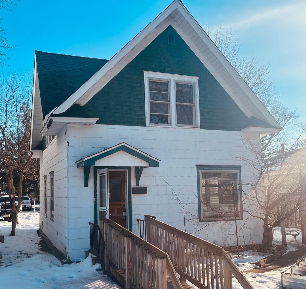 Photo of 3925 40th Avenue S, Minneapolis, MN 55406 (MLS # 6800032)