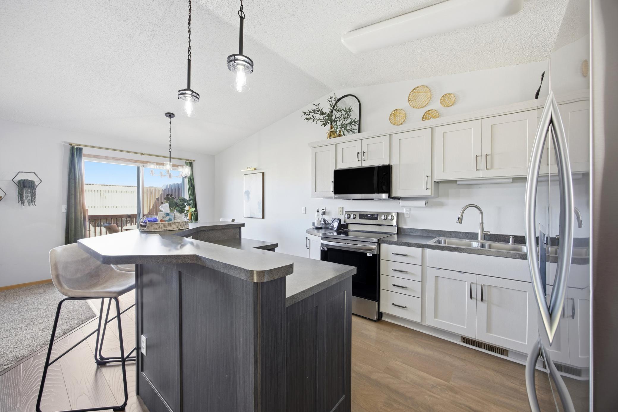 West Fargo, North Dakota 58078, United States, 3 Bedrooms Bedrooms, ,2 BathroomsBathrooms,Residential,Active,250146