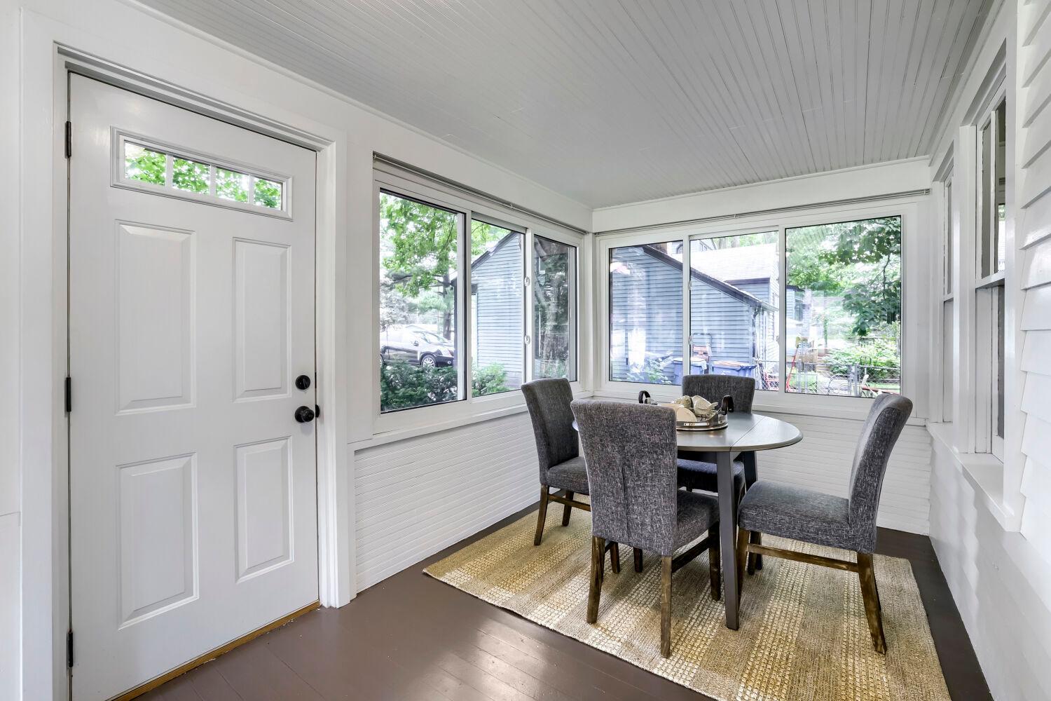3019 W Old Shakopee Road W