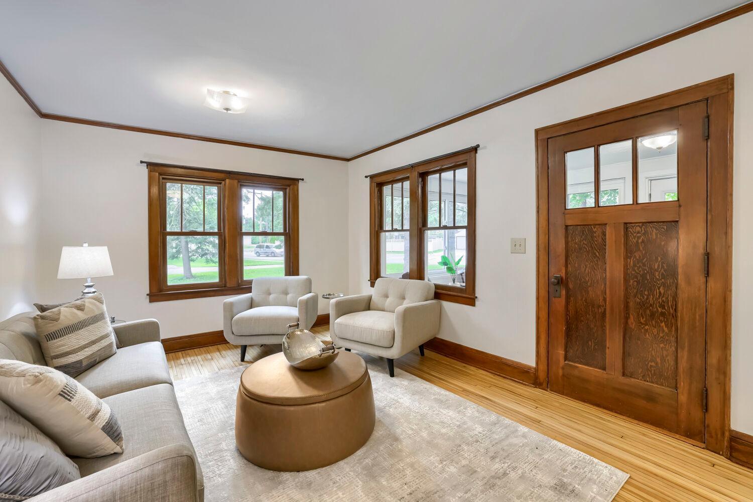 3019 W Old Shakopee Road W