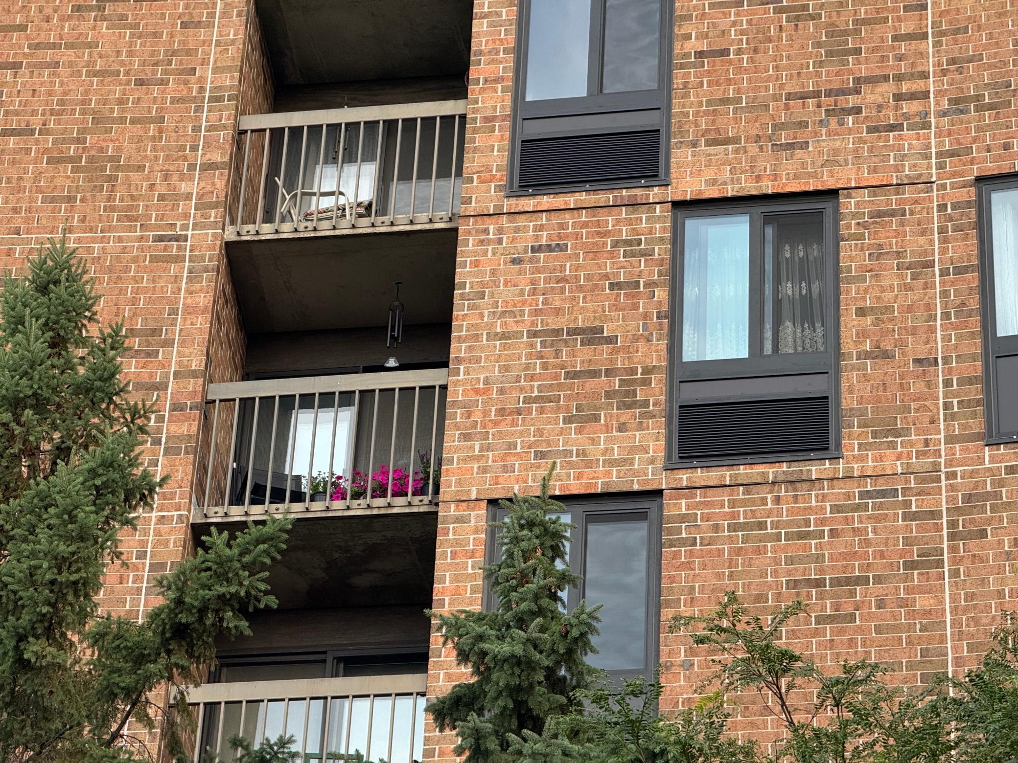 1181 Edgcumbe Road 714