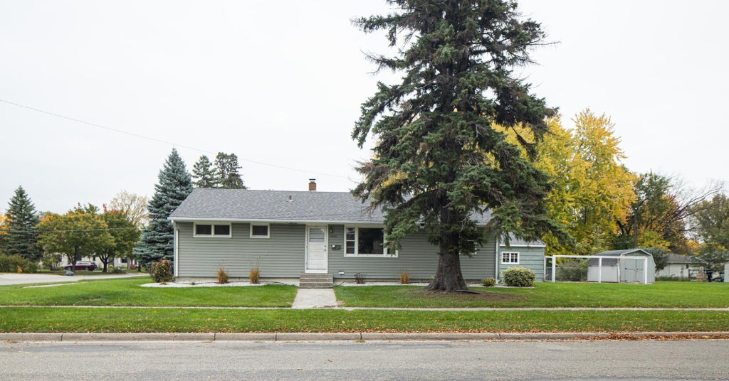 Photo of 1604 3rd Street S, Moorhead, MN 56560 (MLS # 7163745)