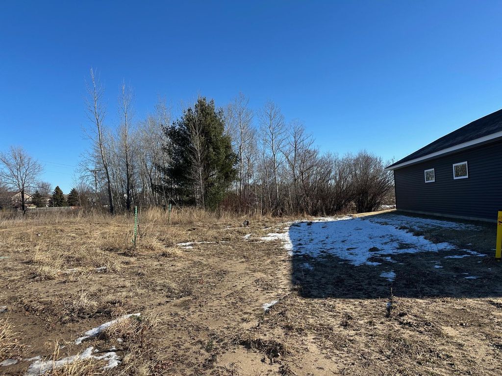 Photo of 216 8th Avenue NE, Isanti, MN 55040 (MLS # 7002381)