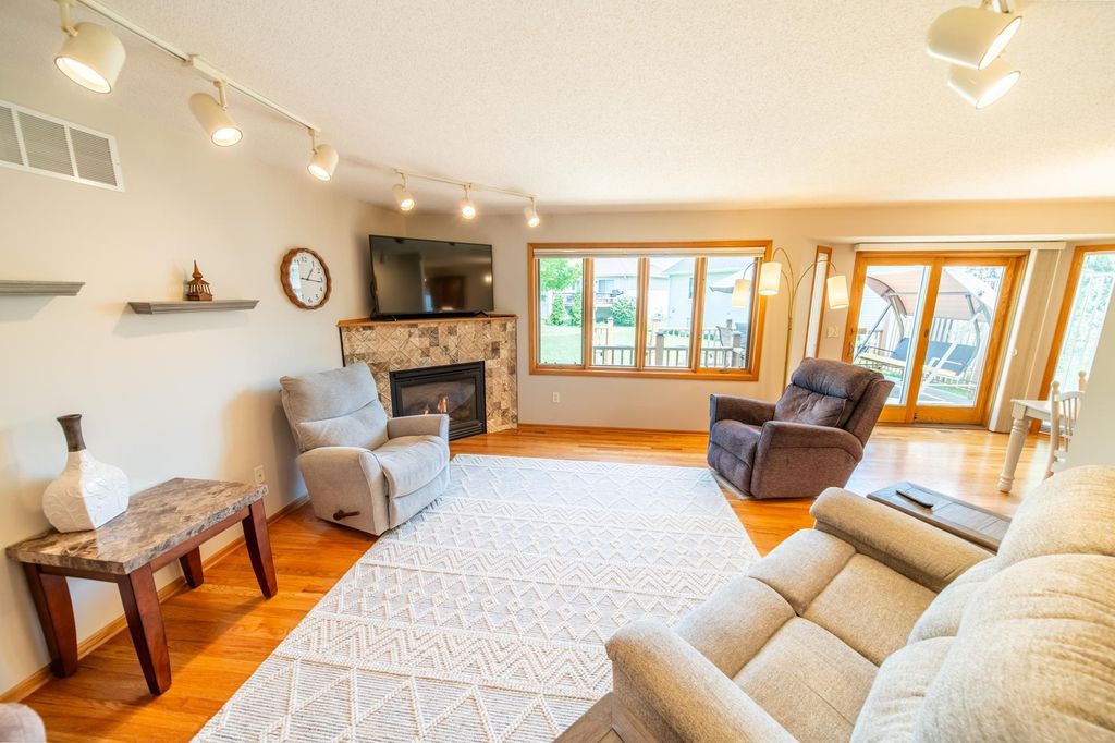 Photo of 546 Lake Crest Lane NW, Rochester, MN 55901 (MLS # 7080867)