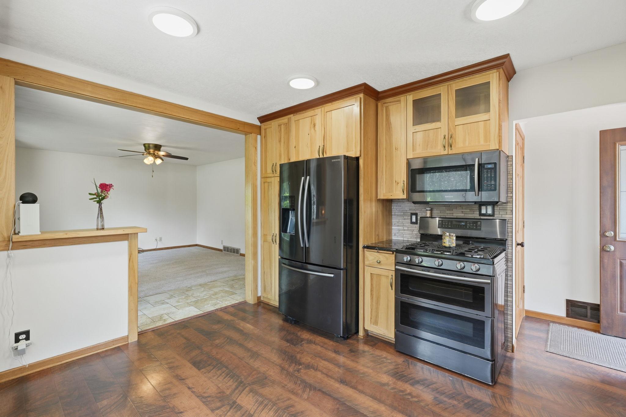 2145 County Road E E