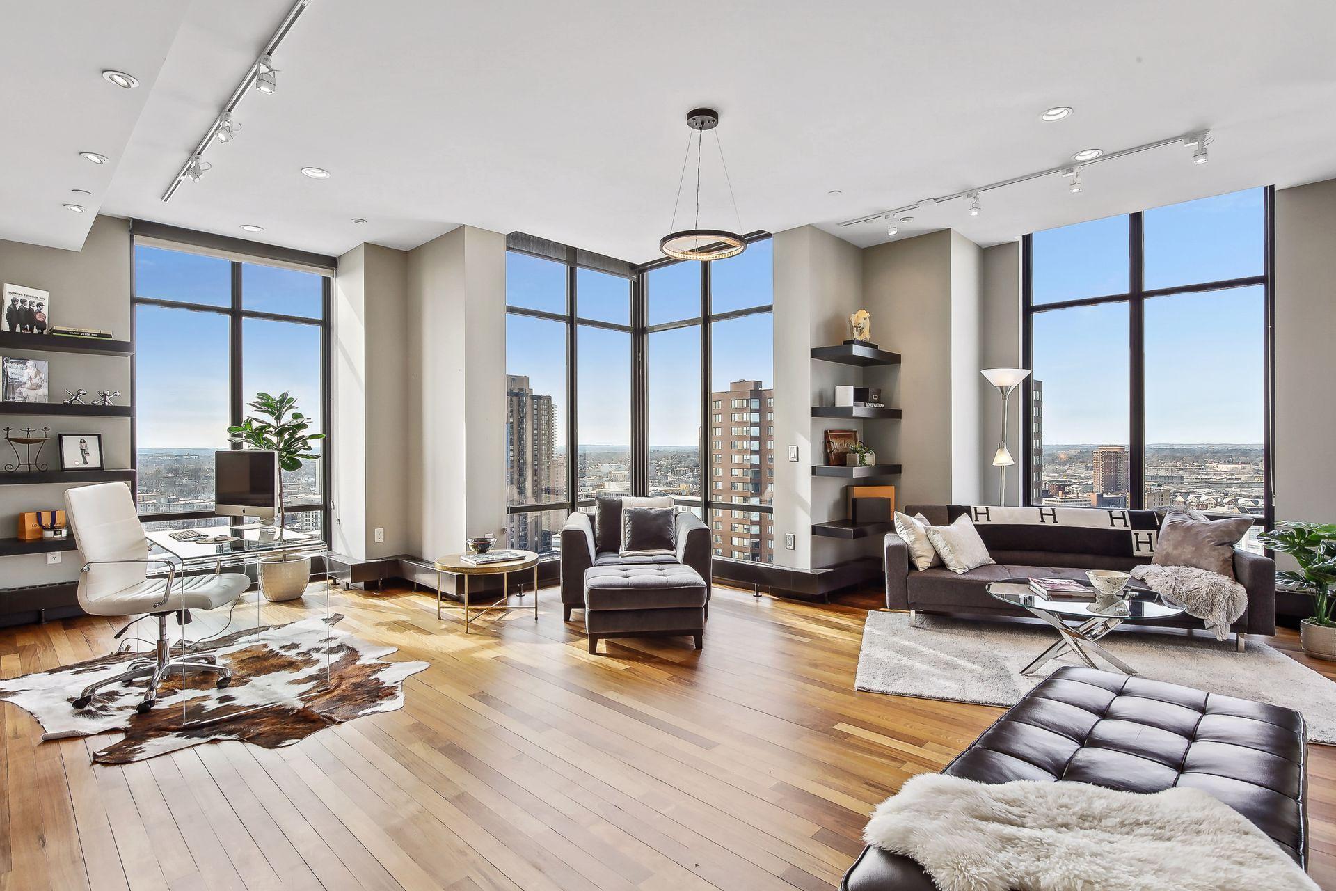 201 S 11th Street 2100