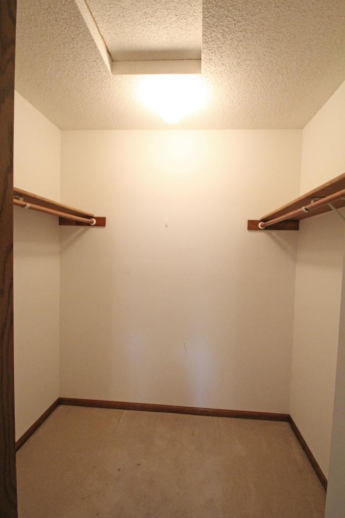 Photo of 207 Primrose Court, Vadnais Heights, MN 55127 (MLS # 7109017)