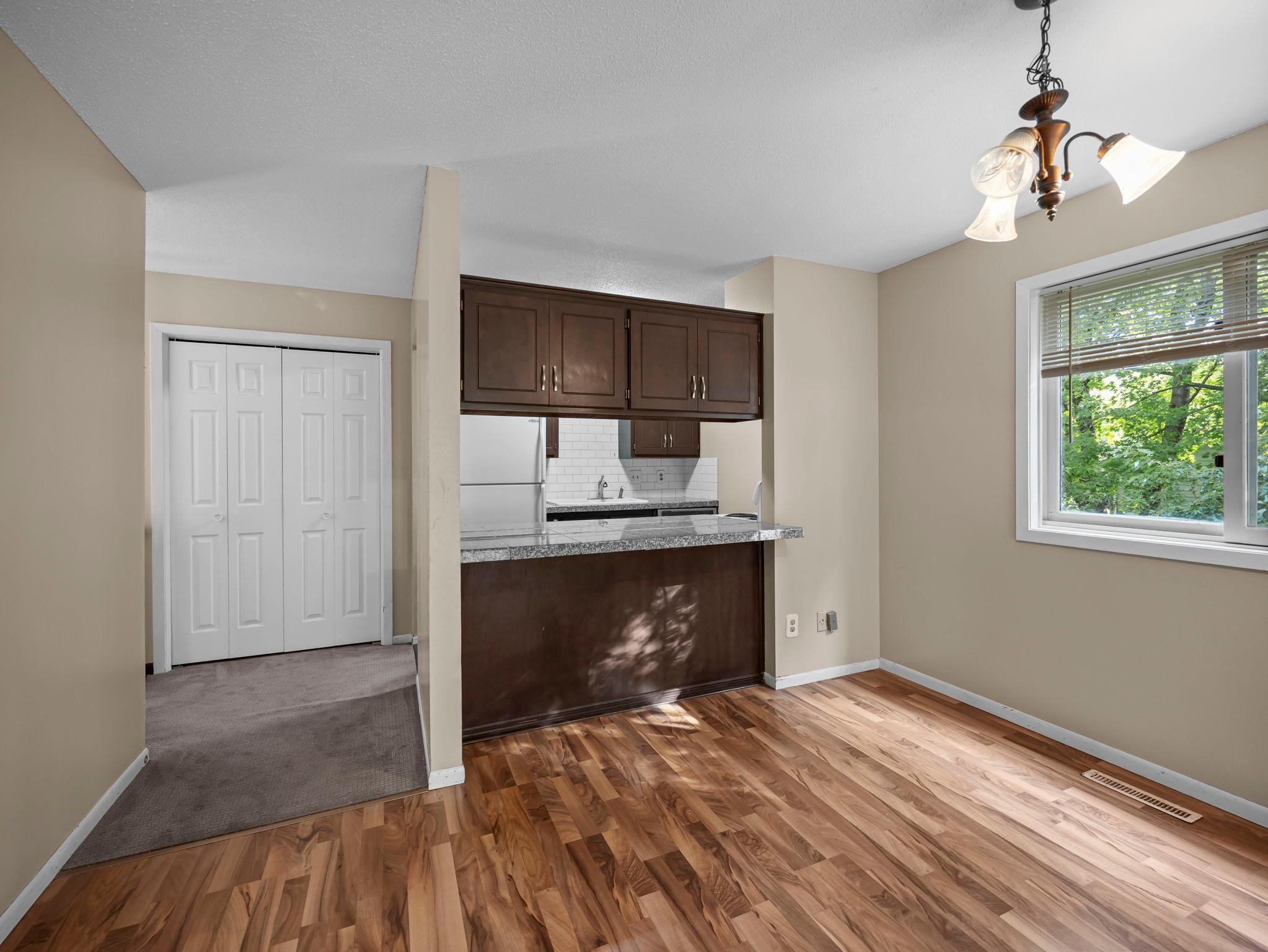 5535-5537 Lindsay Street