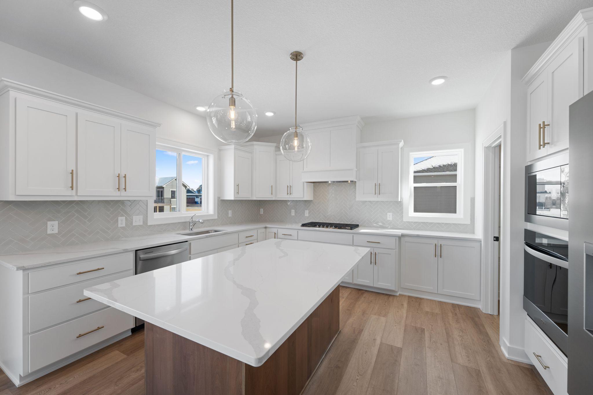 Photo 1 of 16 — 7695 22nd Avenue E, Shakopee, MN 55379