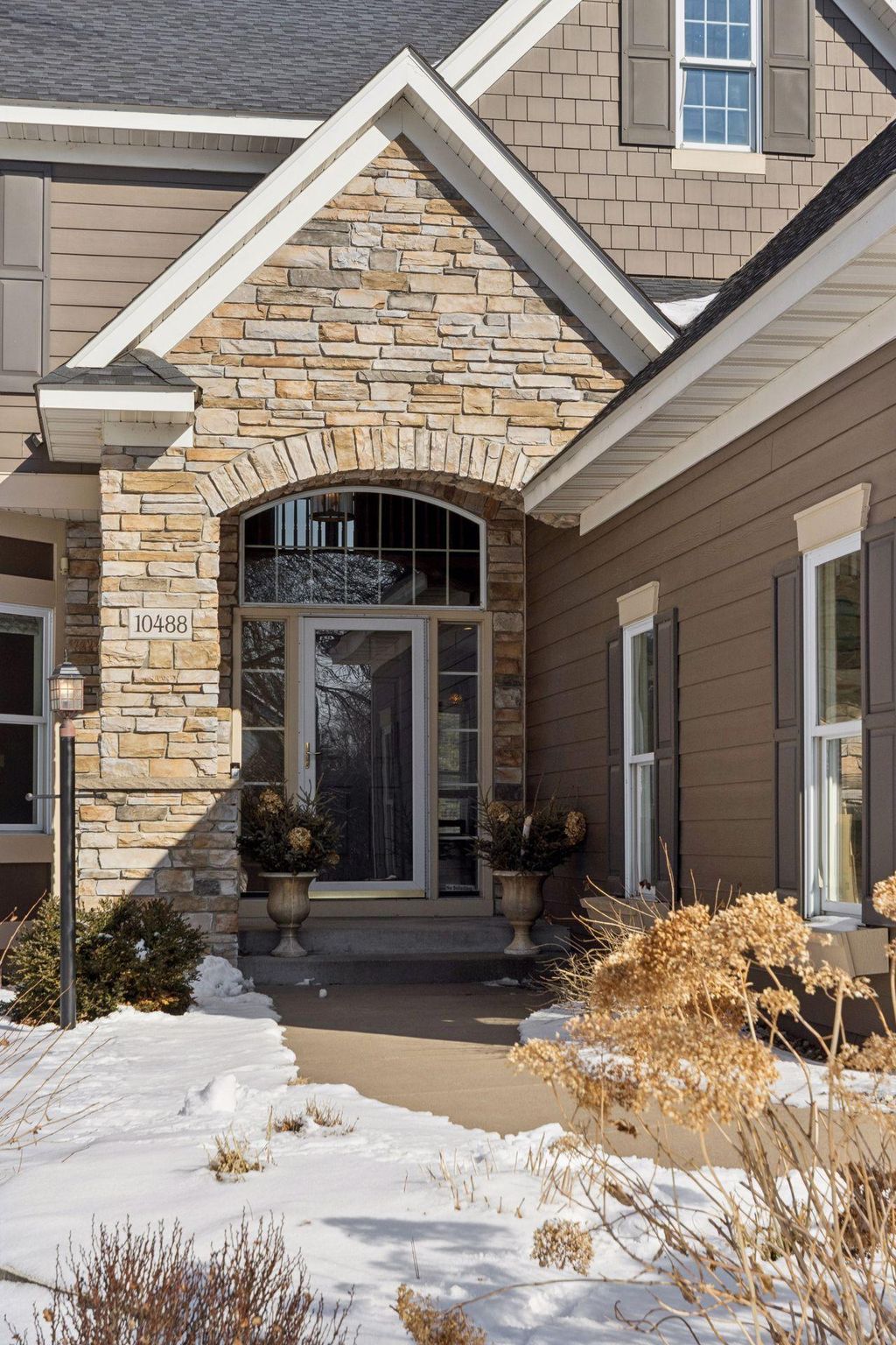 Photo of 10488 Raleigh Road, Woodbury, MN 55129 (MLS # 7026782)