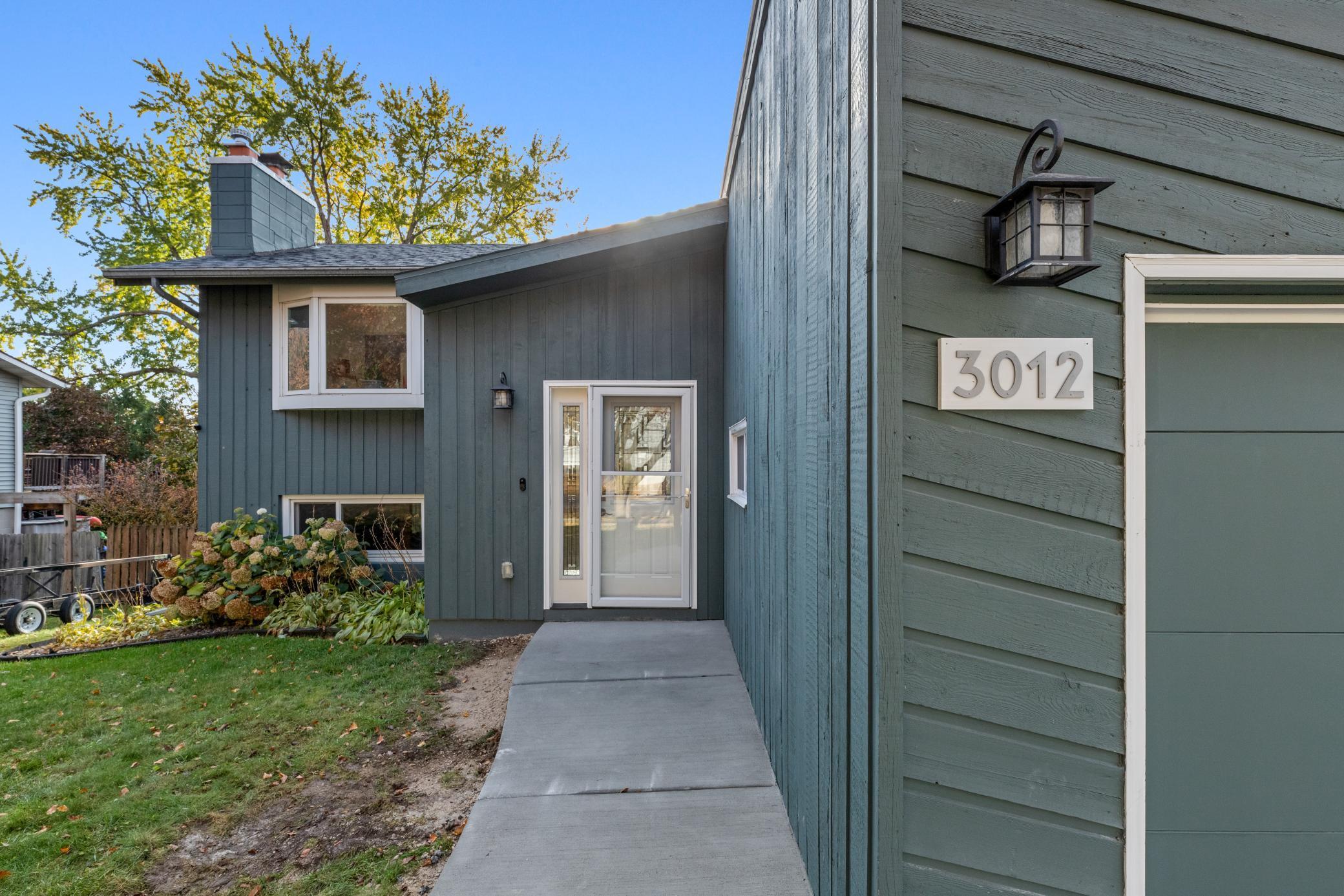 3012 Crescent Lane NW