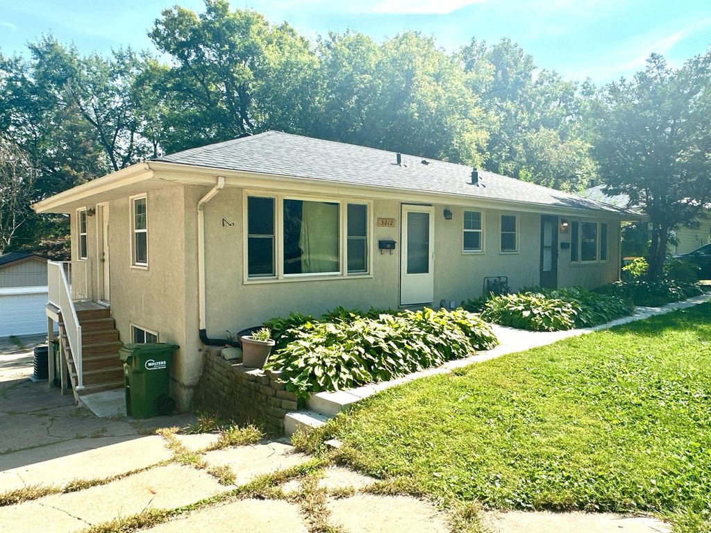 Photo of 3010-3012 Kentucky Avenue N, Crystal, MN 55427 (MLS # 6823706)