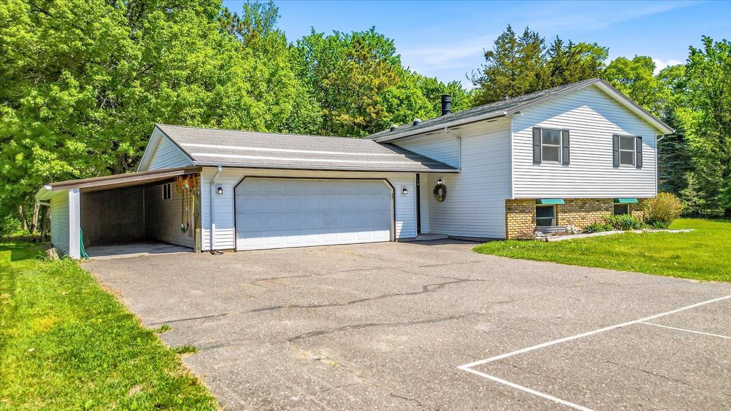 Photo of 4480 Fawn Lake Drive, Stacy, MN 55079 (MLS # 7081349)