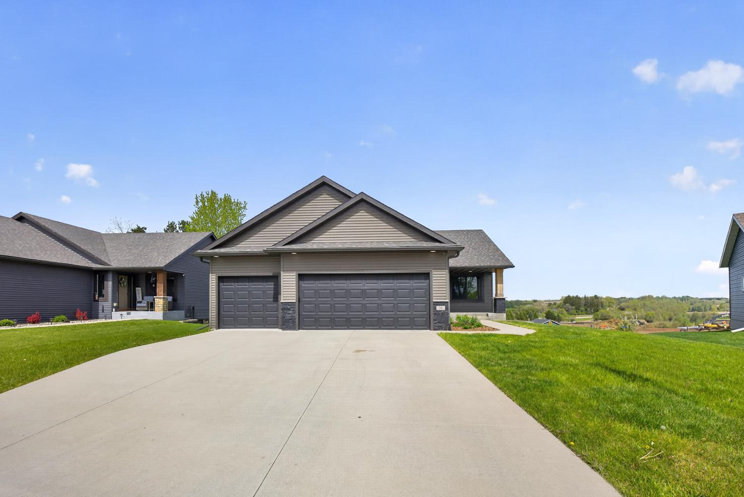 36 Sunnydale Lane SE