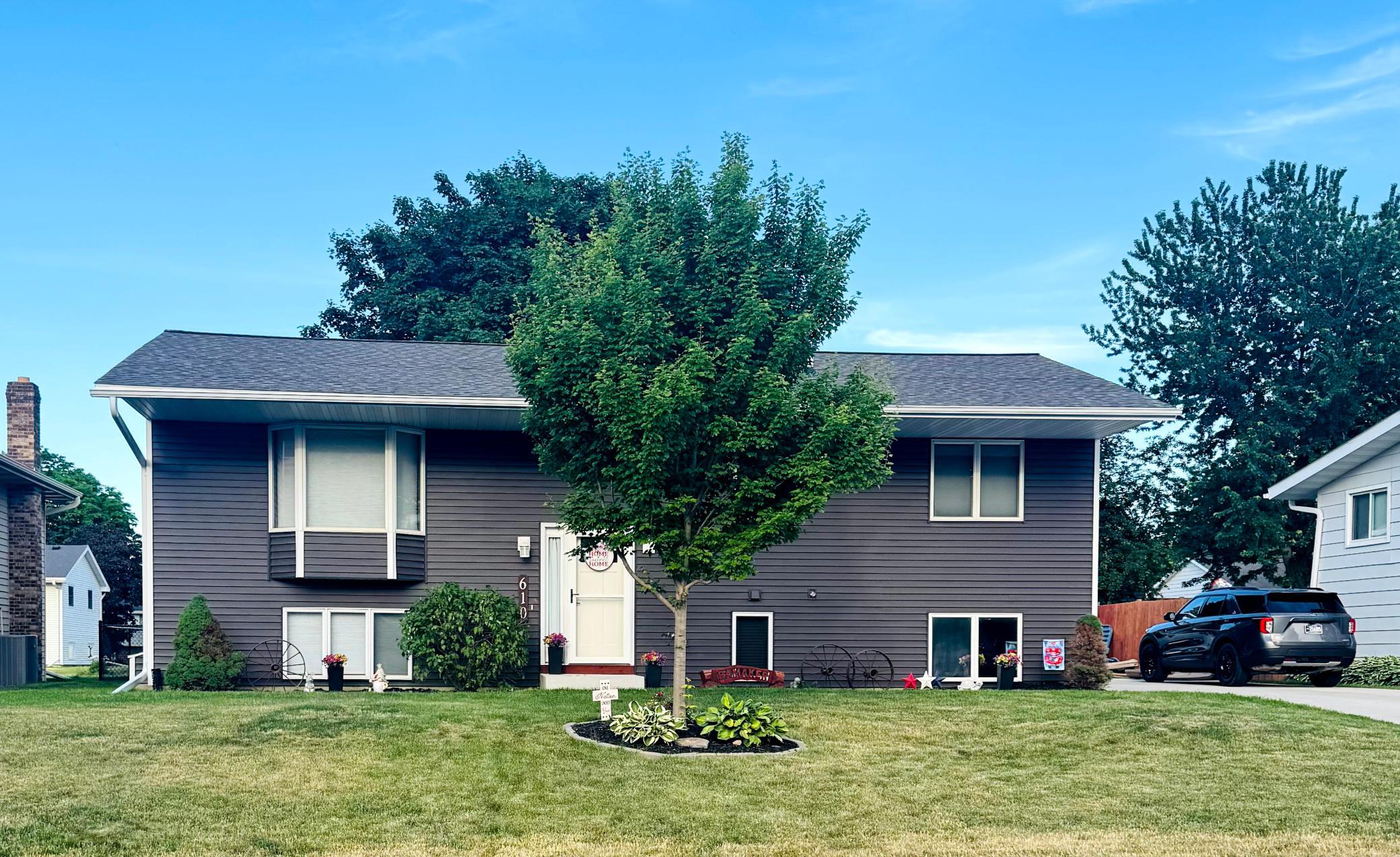 610 3rd Avenue SE
