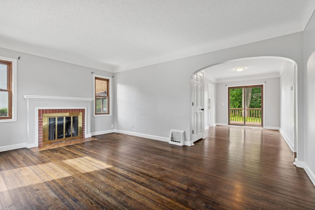 Photo of 6300 Wentworth Avenue, Richfield, MN 55423 (MLS # 7037716)