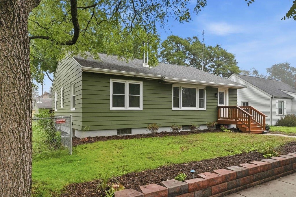Photo of 1020 15th Avenue S, Saint Cloud, MN 56301 (MLS # 7153988)