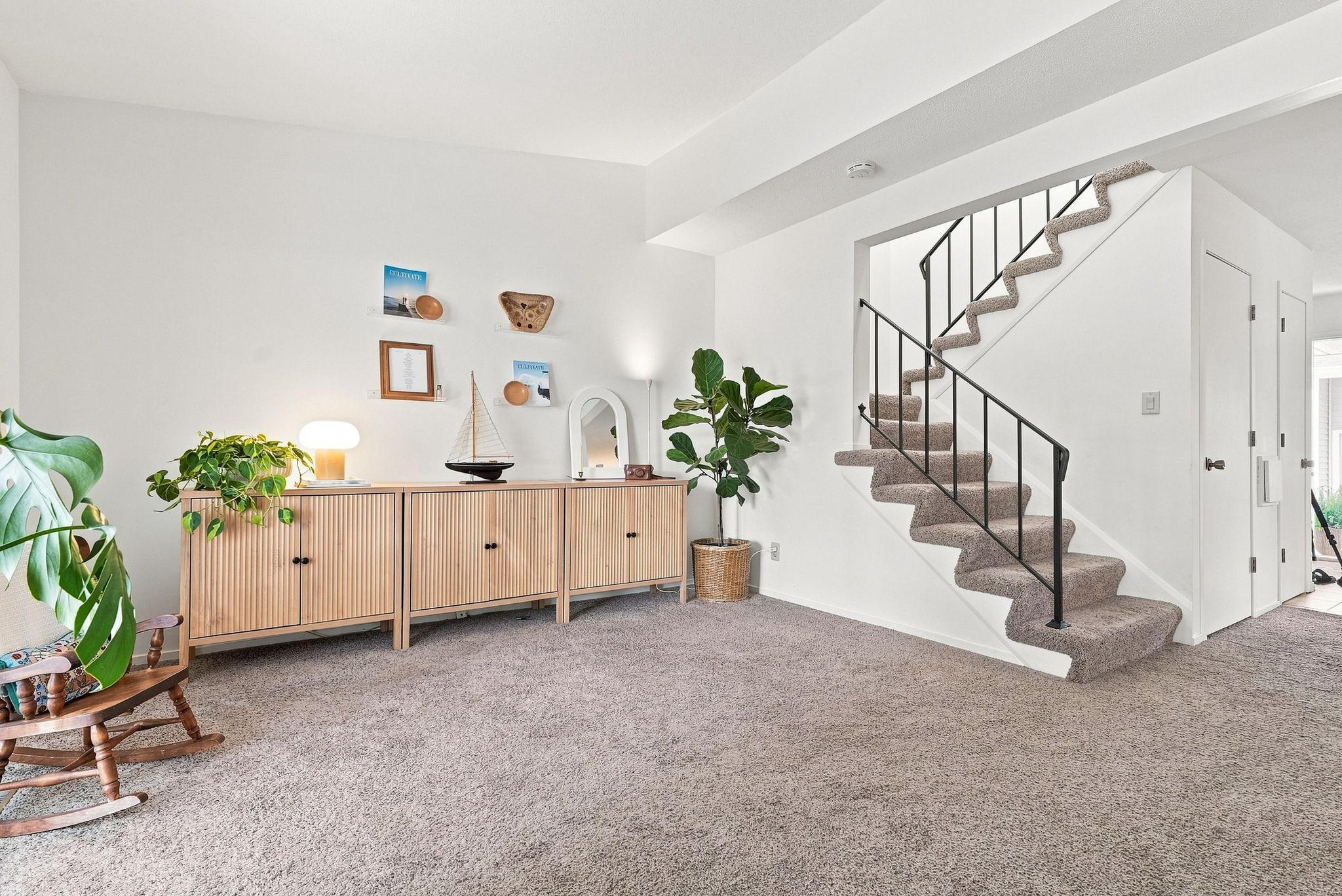 109 Canabury Court