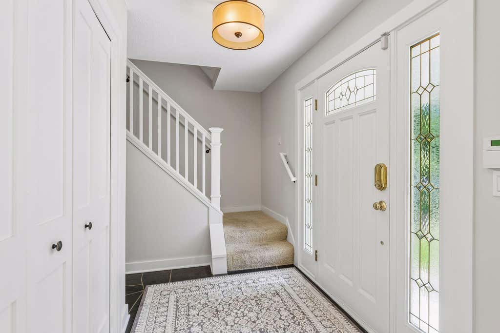 Photo of 6016 Eden Prairie Road, Edina, MN 55436 (MLS # 7127699)