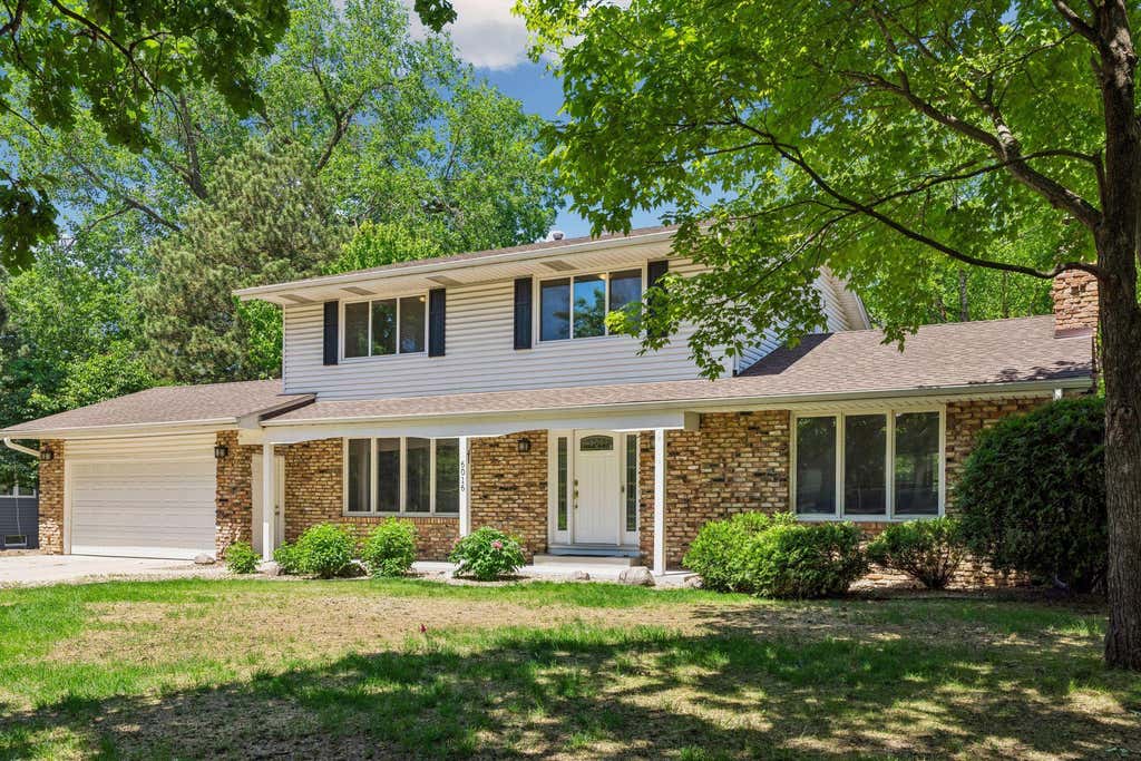 Photo of 6016 Eden Prairie Road, Edina, MN 55436 (MLS # 7127699)