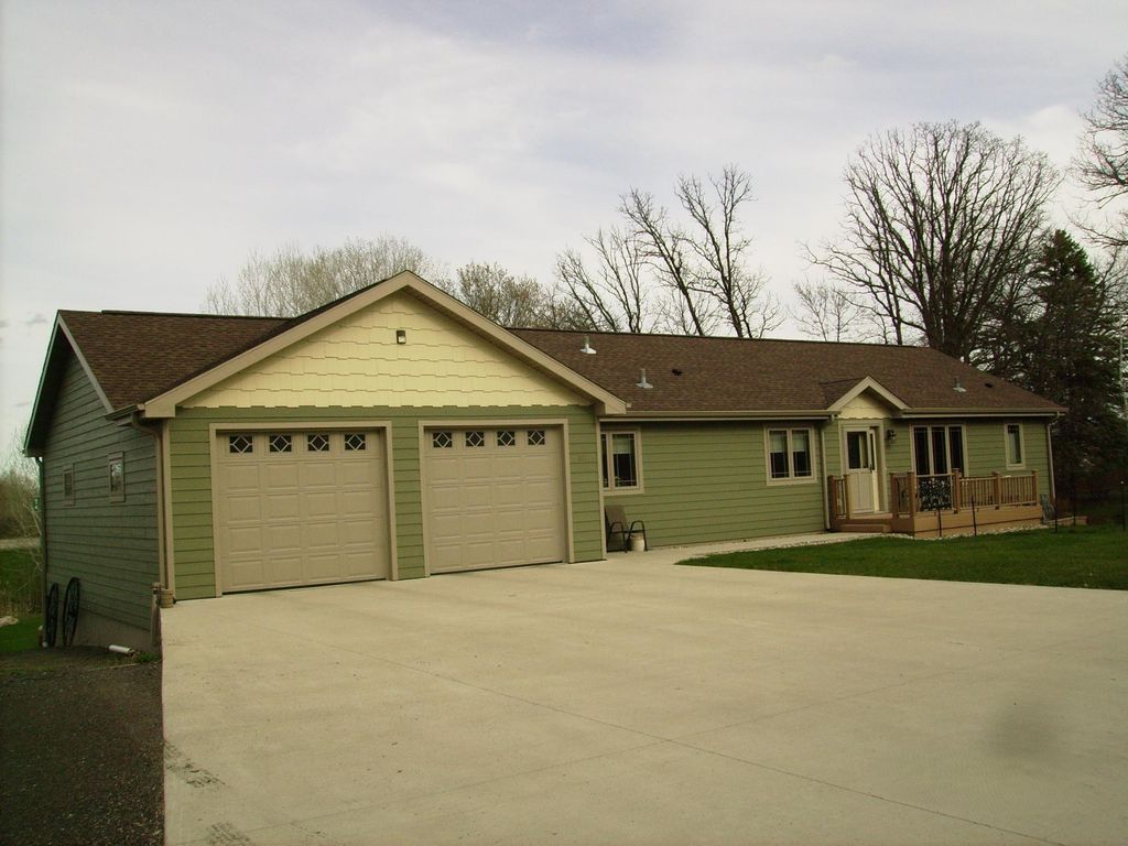 Photo of 317 Oak Hills Drive, Detroit Lakes, MN 56501 (MLS # 6823543)