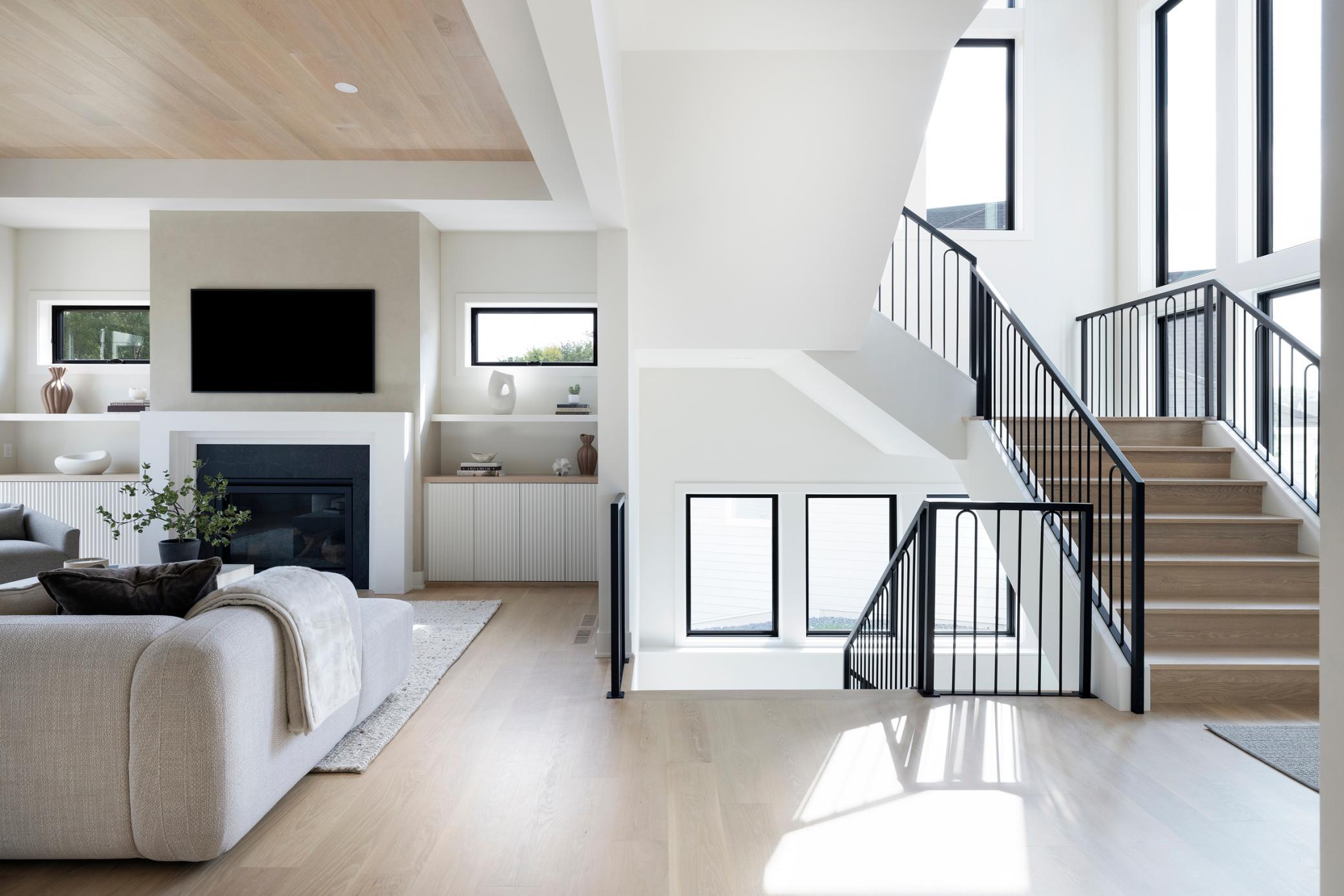 16382 46th Court N