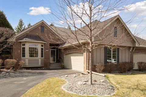 615 Waycliffe Drive N Wayzata MN 55391