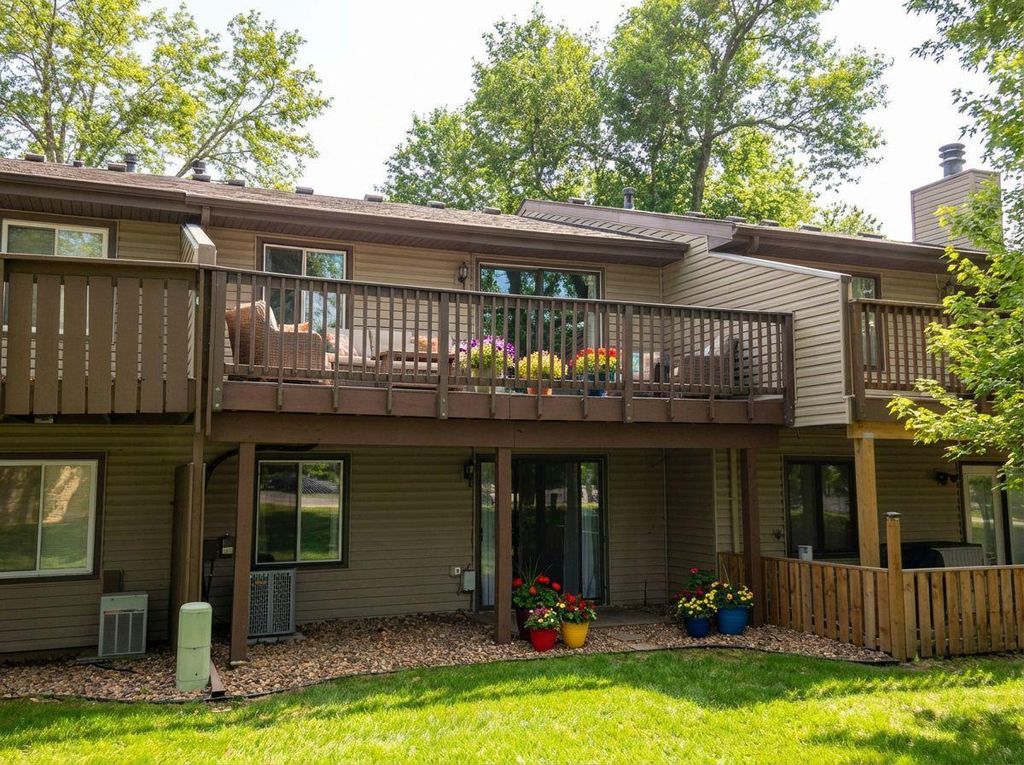 Photo of 164 River Woods Lane, Burnsville, MN 55337 (MLS # 7035100)