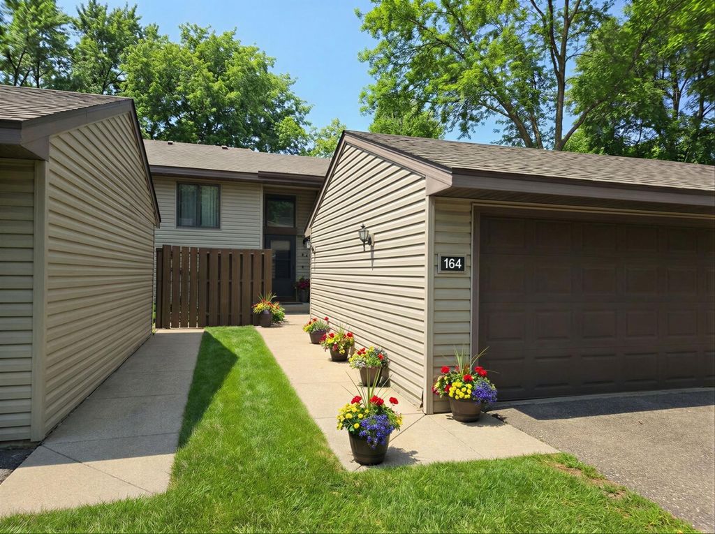 Photo of 164 River Woods Lane, Burnsville, MN 55337 (MLS # 7035100)