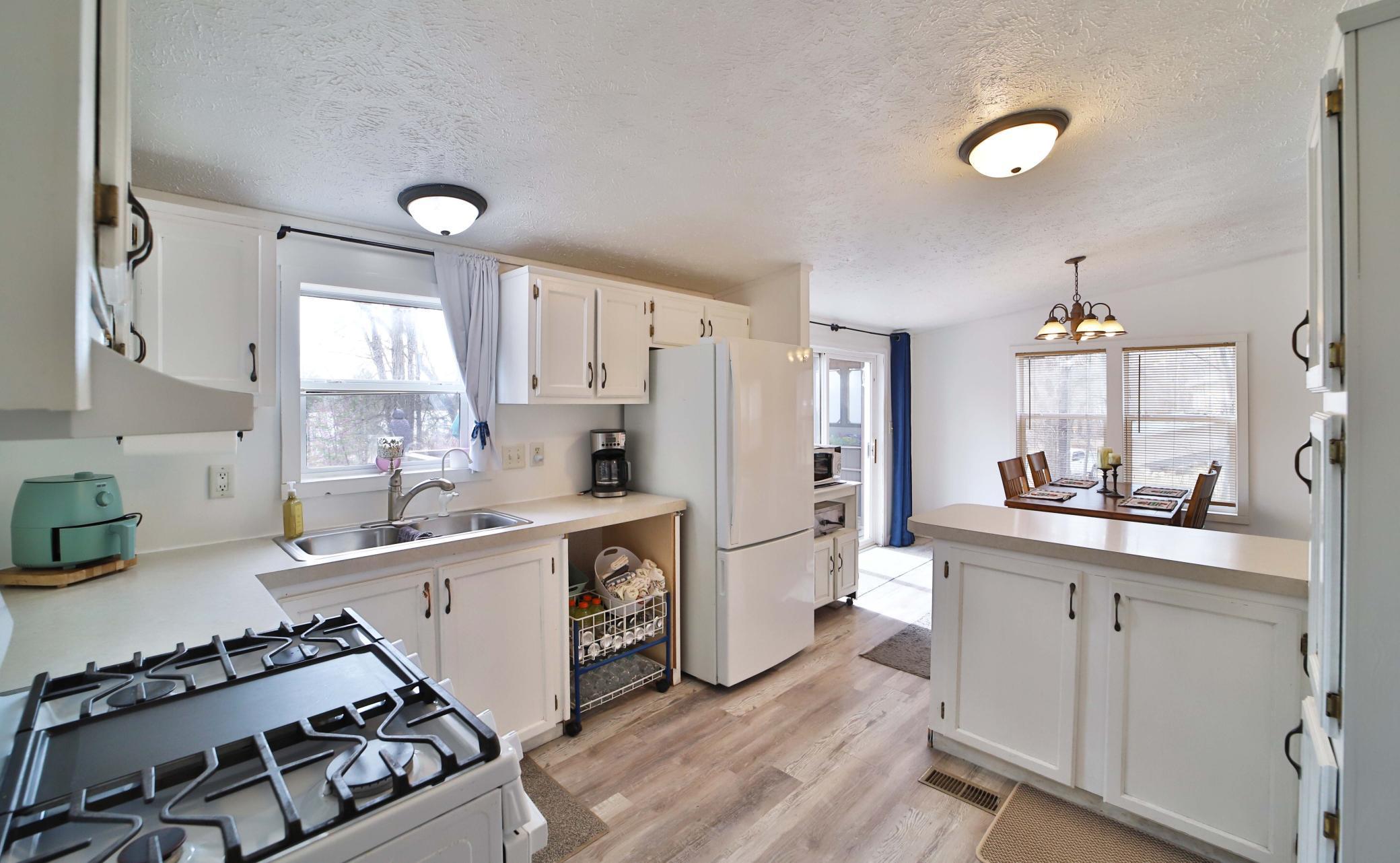 2188 E Five Point Lake Drive NW