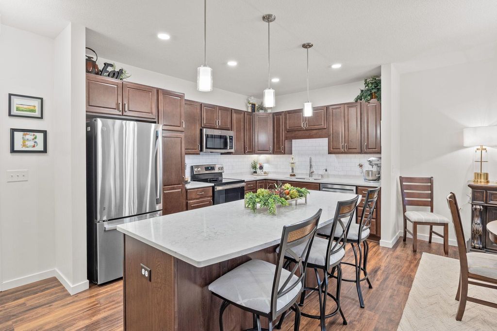 Photo of 1948 W Wayzata Boulevard #203, Long Lake, MN 55356 (MLS # 7006084)