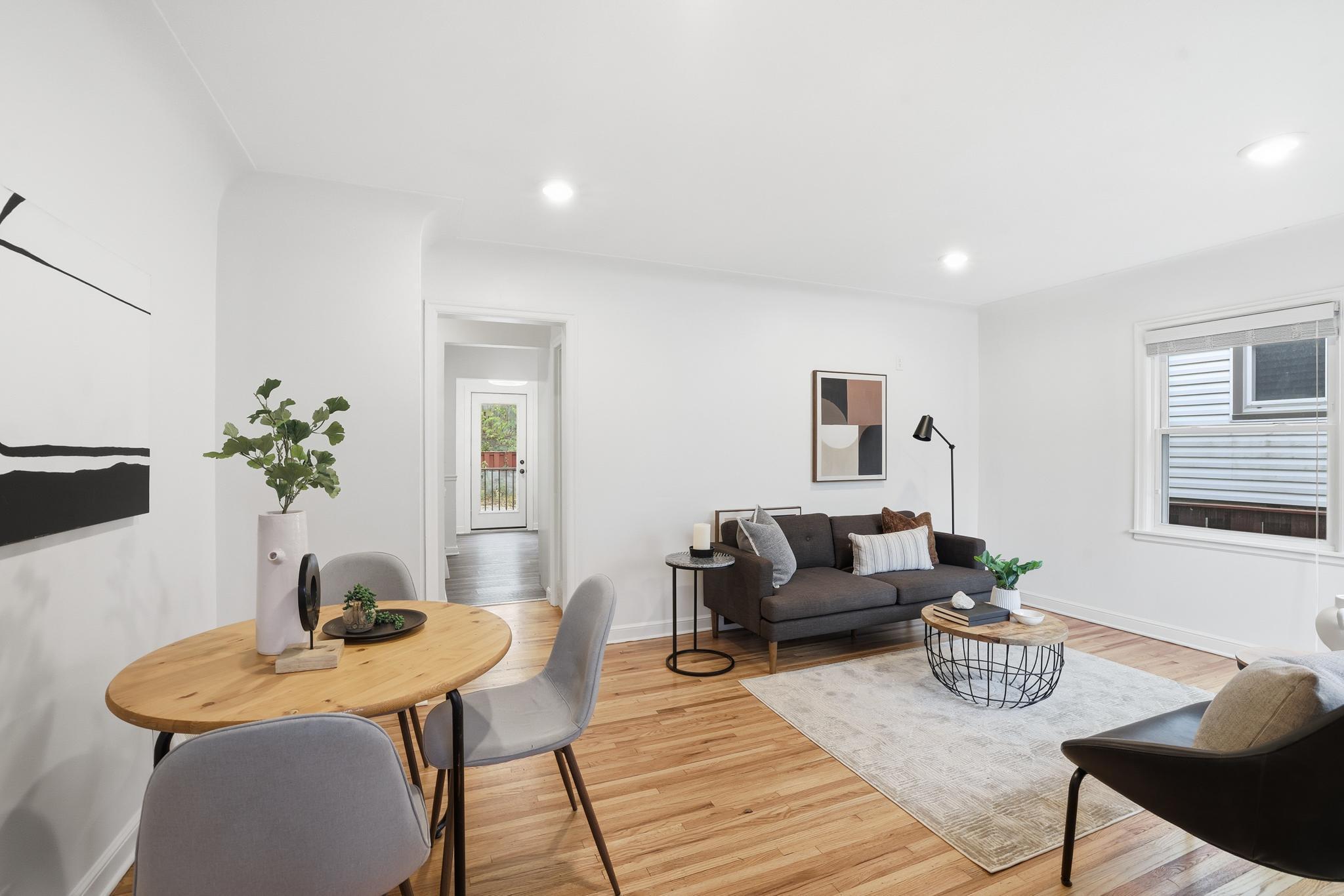 2833 Alabama Avenue S