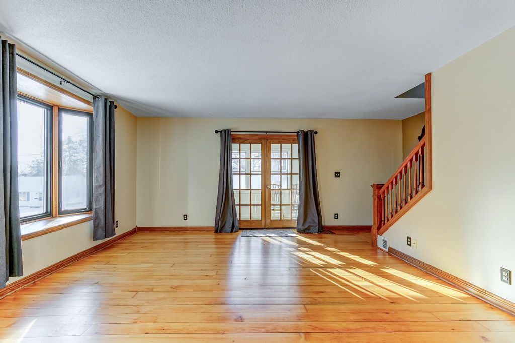 Photo of 414 Saint Croix Avenue W, Stillwater, MN 55082 (MLS # 6820950)