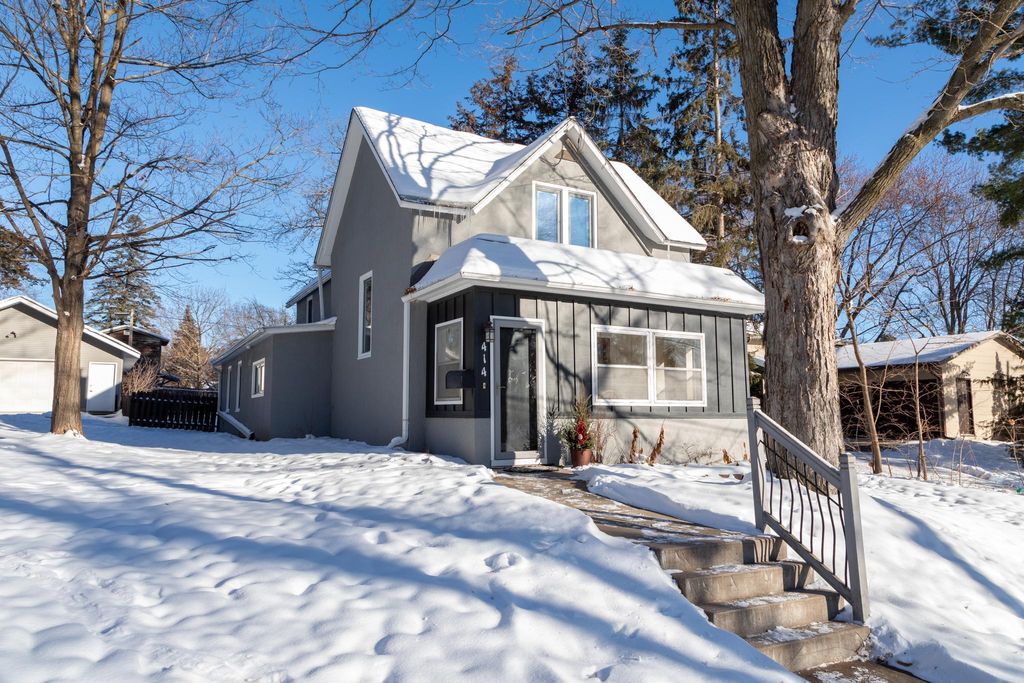 Photo of 414 Saint Croix Avenue W, Stillwater, MN 55082 (MLS # 6820950)