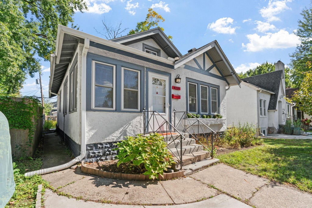Photo of 4219 5th Avenue S, Minneapolis, MN 55409 (MLS # 7150639)