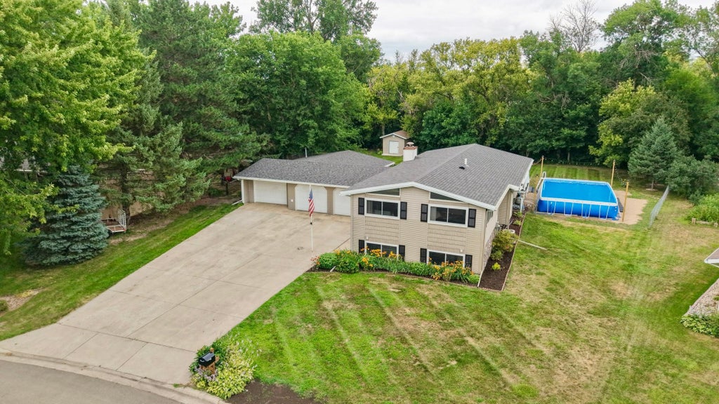 Photo of 1210 Westwood Drive, Marshall, MN 56258 (MLS # 7116063)