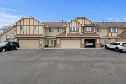 Photo of 4013 Meadowlark Curve, Eagan, MN 55122 (MLS # 7060393)