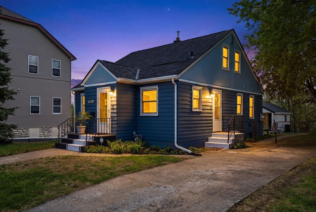 Photo of 1086 Blair Avenue, Saint Paul, MN 55104 (MLS # 7061788)